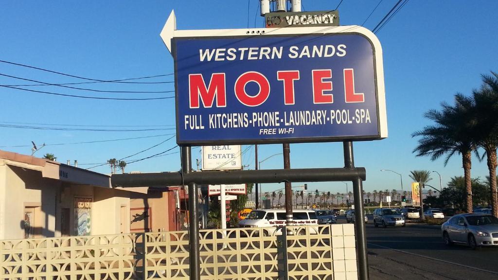 Western Sands Motel Indio Exterior photo